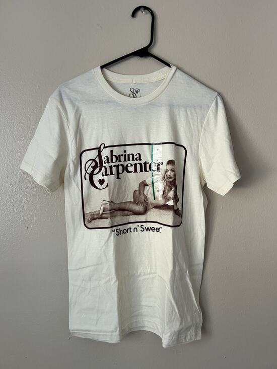 Sabrina Carpenter's Tops - Sabrina Carpenter Short n Sweet Tour Graphic T-Shirt Cream Off White Sz M
